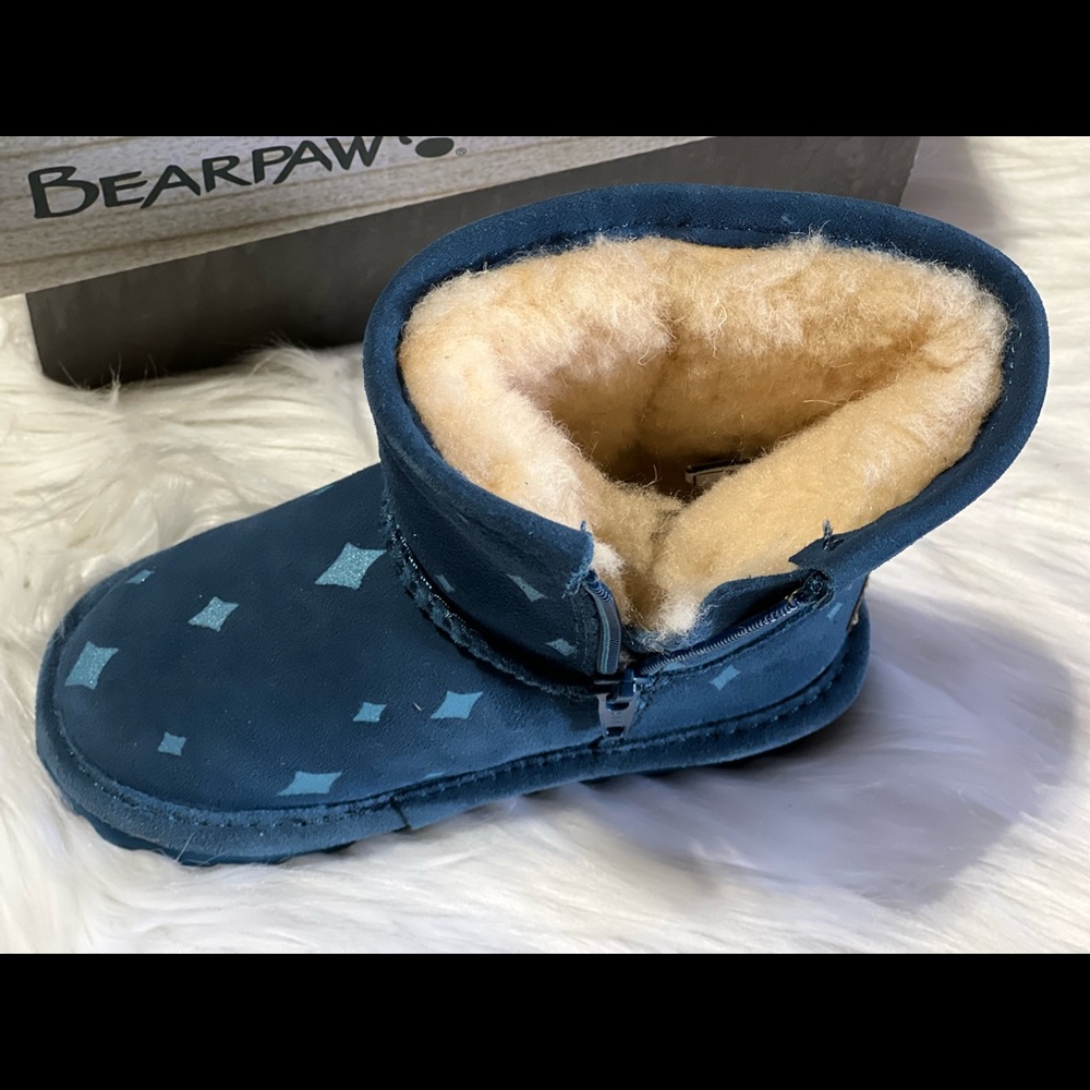 New Bearpaw Kids' Elle Zip Short Water Resistant Boot Toddler/Little Kids - Picture 3 of 11